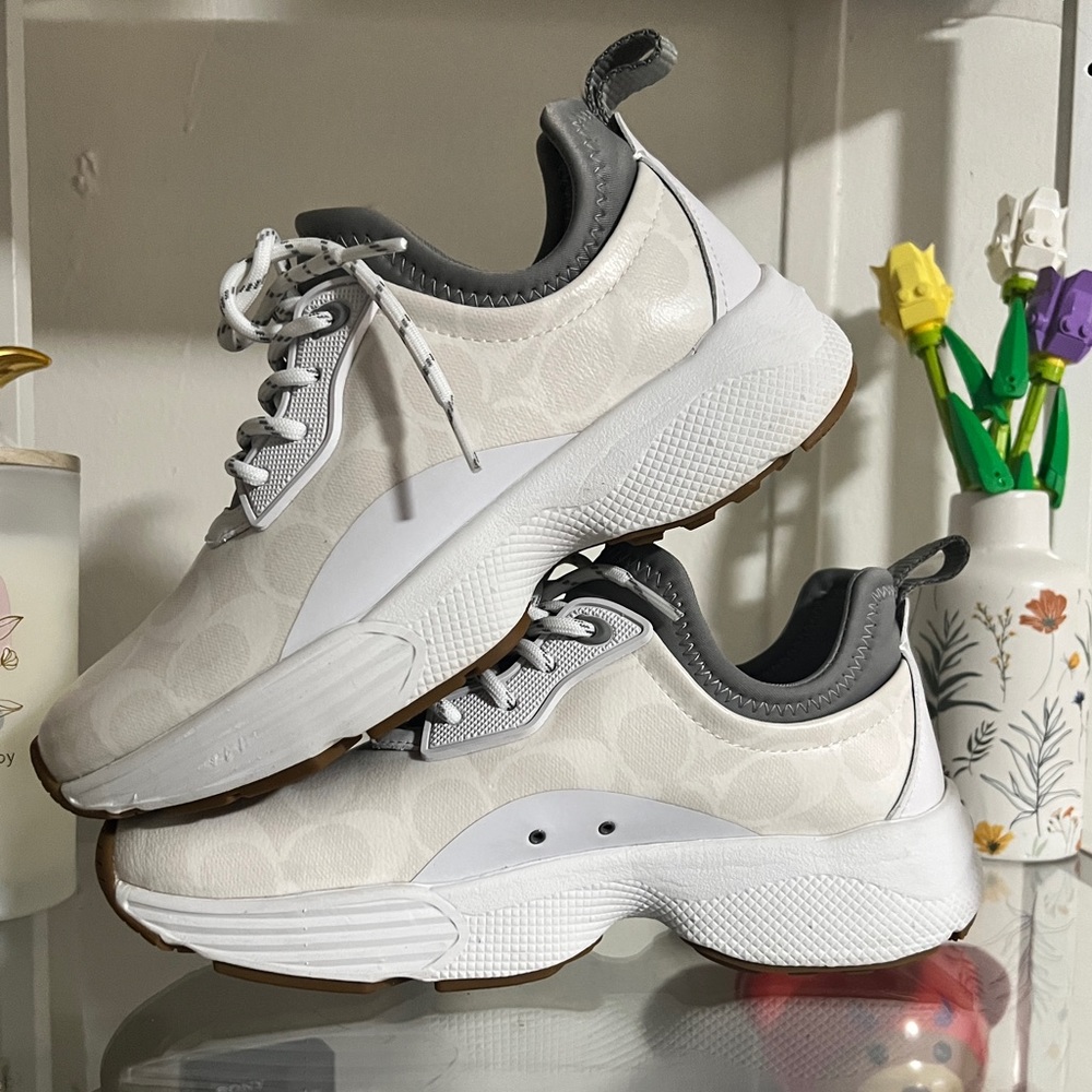Coach C270 Tech Runner